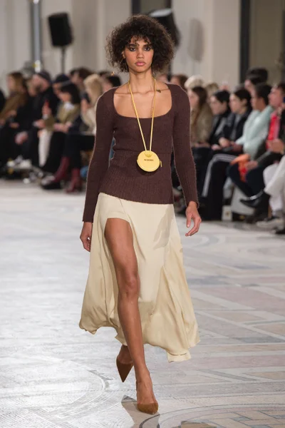 Look 47